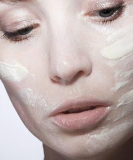 低価格のニベアは美白と乾燥肌に効果があるのは本当?